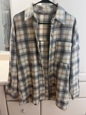 Ellison Oversized Plaid Shacket in Cream, Gray & Tan